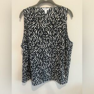 Plus size Nine West  Women's Black and White Sleeveless Top 2XL